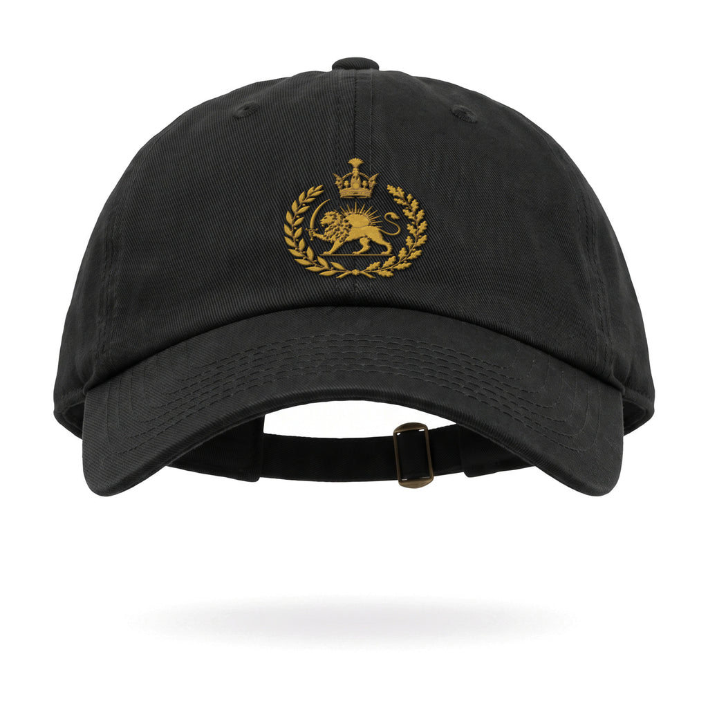Aryamehr Löwe und Sonne Dad Hat schwarz, Vorderansicht mit gesticktem goldfarbenem Löwe-und-Sonne-Crest