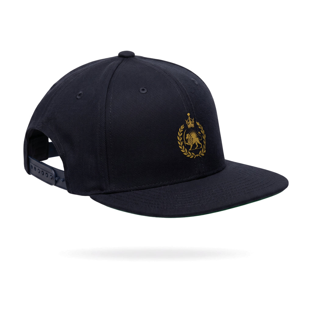 Aryamehr Löwe und Sonne Snapback Cap Navy, Seitenansicht mit flachem Schirm