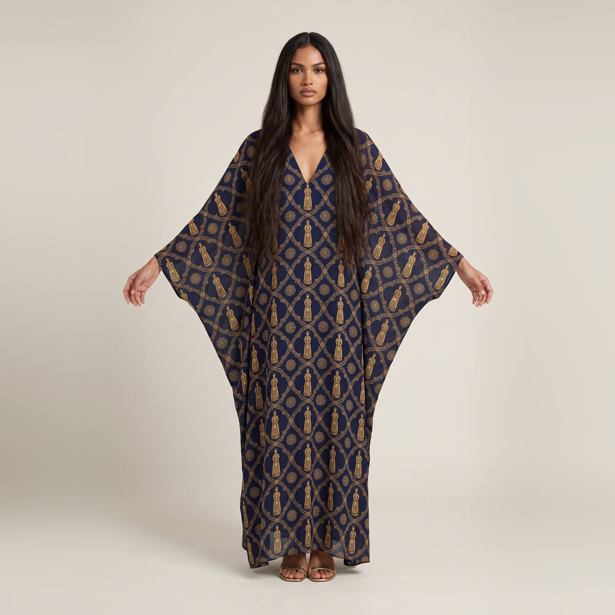 Aryamehr Empress Kaftan aus Seidengeorgette – Marine & Gold